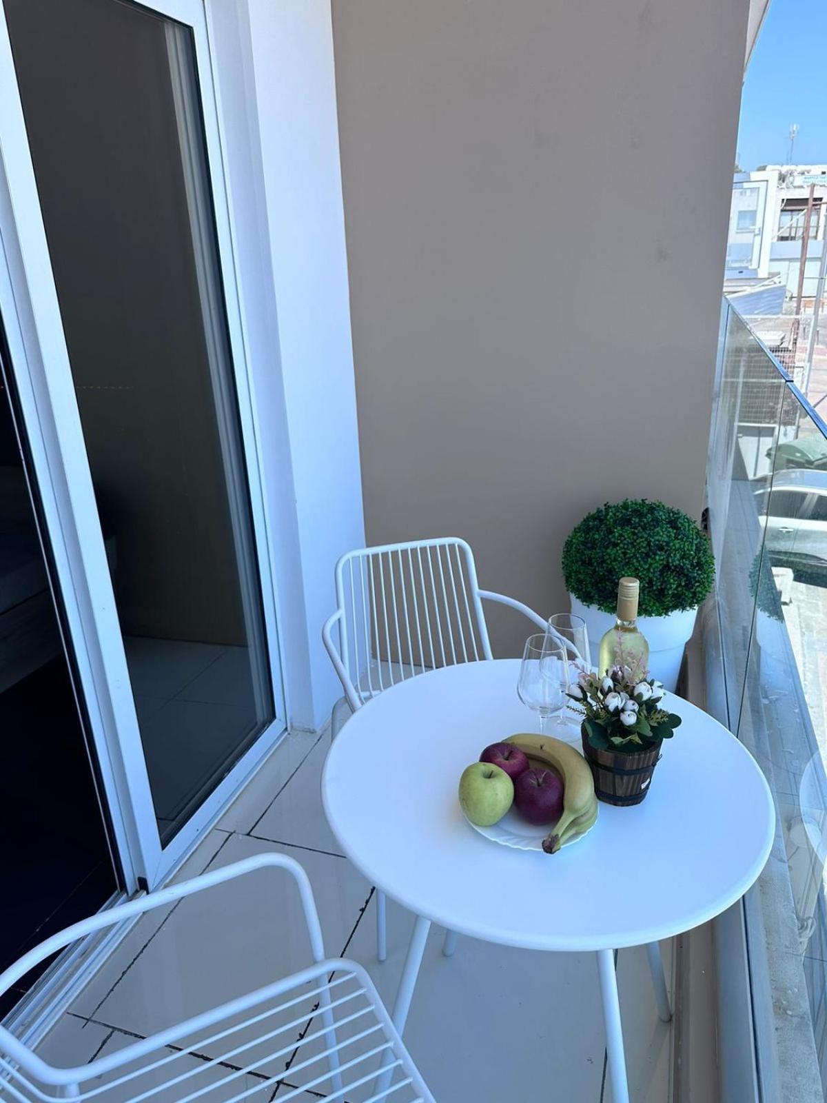 Ivi Apartments Ayia Napa Esterno foto